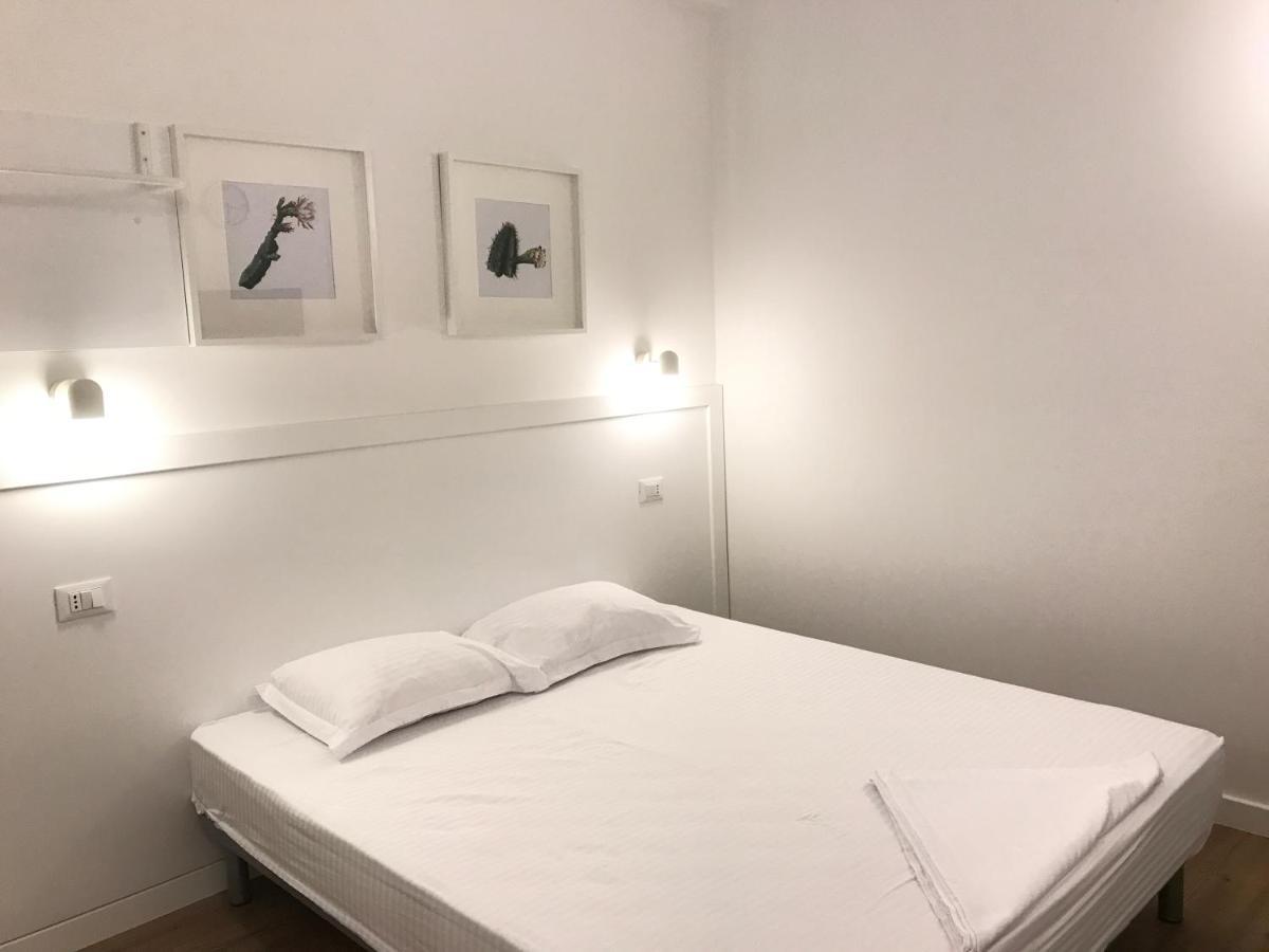 Aleksi Rooms Shëngjin Esterno foto