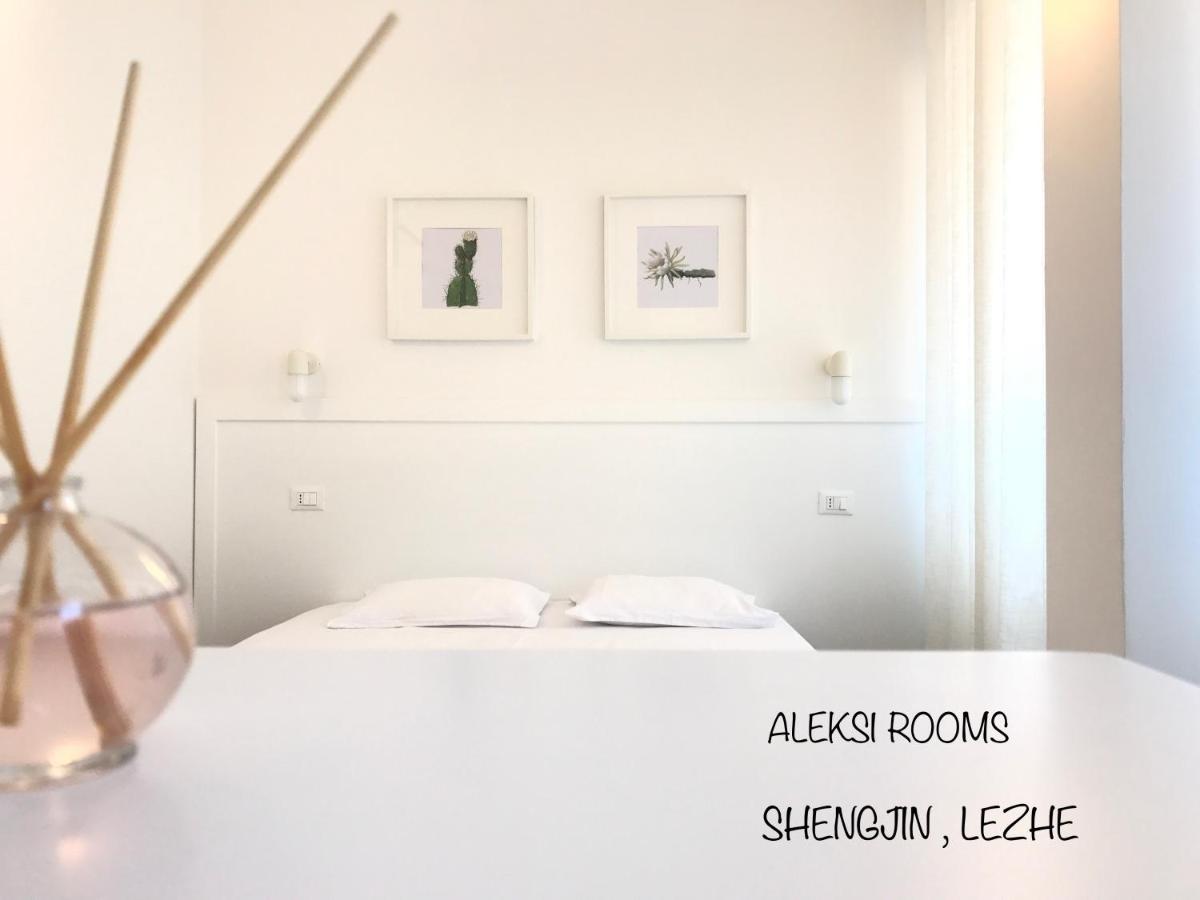 Aleksi Rooms Shëngjin Esterno foto