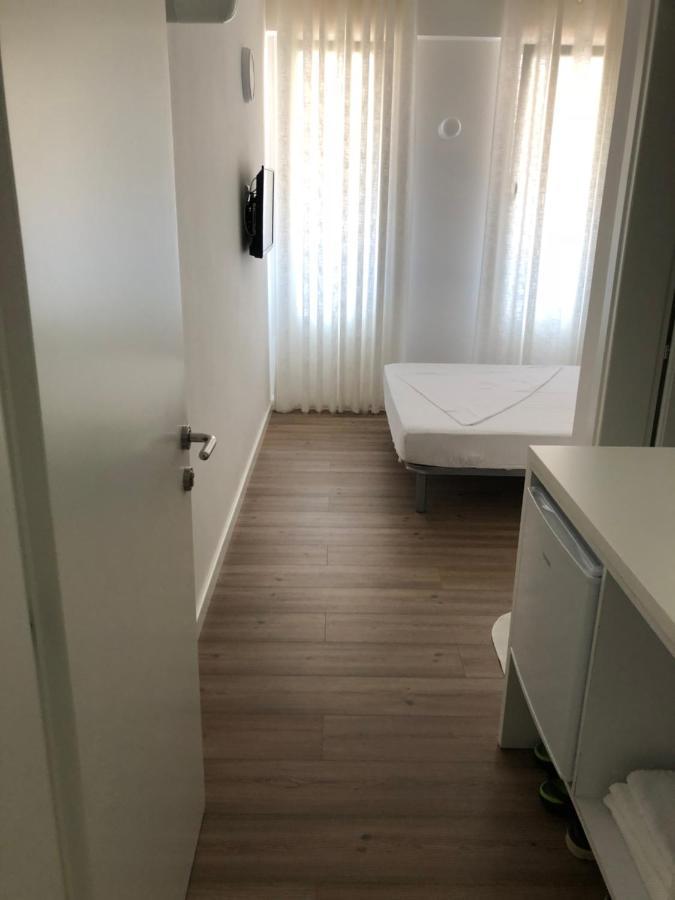 Aleksi Rooms Shëngjin Esterno foto