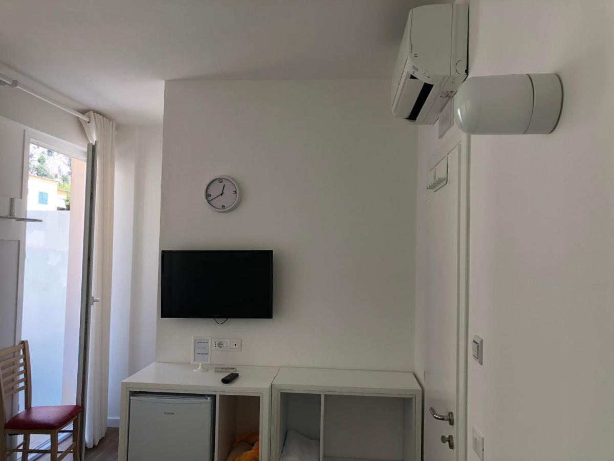 Aleksi Rooms Shëngjin Esterno foto